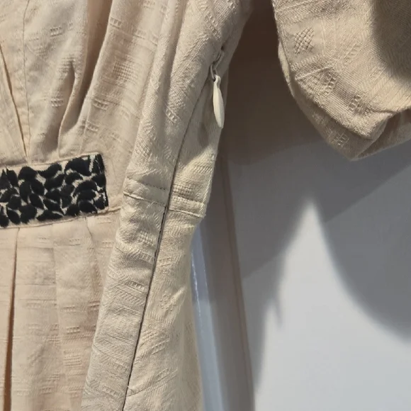 Anthropologie Cream Mini Dress with Black Embroidery Size 4 - Picture 8 of 14
